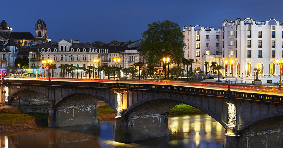 Jeu de piste connecté Urban Quest - Place de la bourse bordeaux à Bordeaux