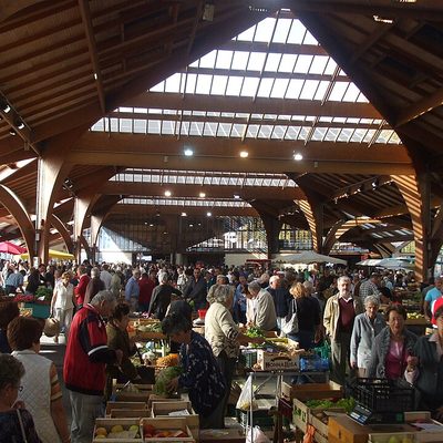 Place du marché Georges-Brassens