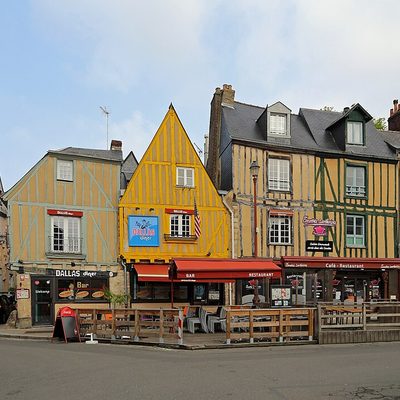 Place Saint-Pierre