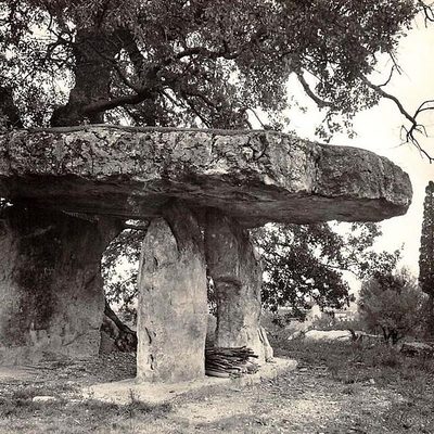 Dolmen Pierre de la Fée