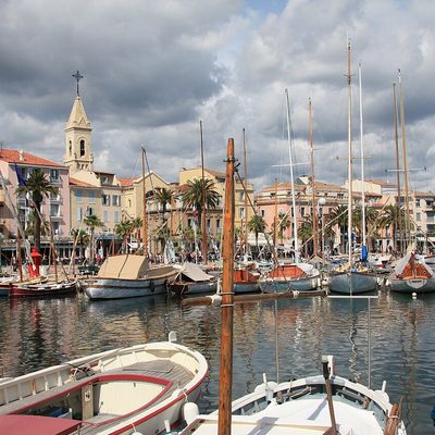 Port de pêche aux pointus
